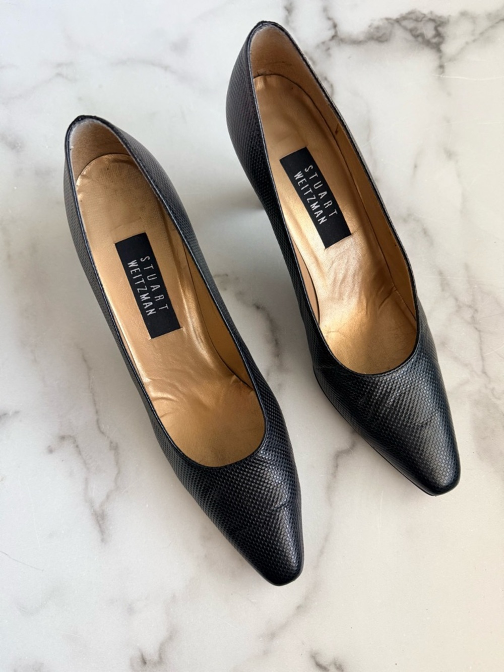 Vintage Stuart Weitzman Black Embossed Pebbled Leather Pumps 9AA